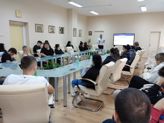 НСБС бе гост на СУ Константин Константинов, гр. Сливен